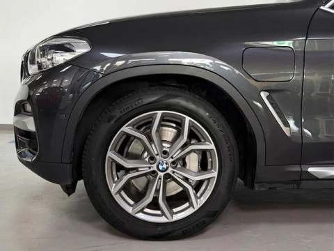 BMW X3 xDrive30e 215 kW (292 CV)