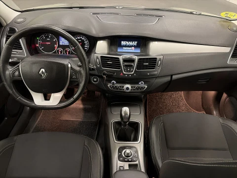 Renault Laguna Dynamique TomTom dCi ESM 81 kW (110 CV)