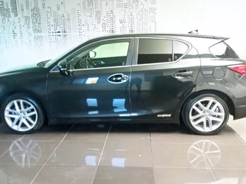 Lexus CT 1.8 200h Executive Lexus CT 1.8 200h Executive