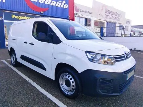 Citroën Berlingo 1.5 BLUEHDI 75KW TALLA XL CLUB 4P Citroën Berlingo 1.5 BLUEHDI 75KW TALLA XL CLUB 4P