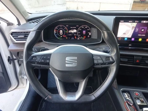 Seat Nuevo León SP 1.4 e-Hybrid DSG S&S Xcellence Go L