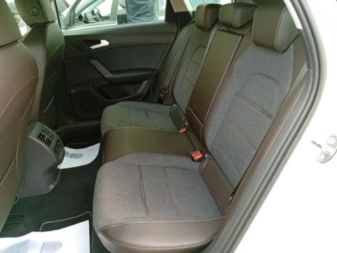 Seat Nuevo León SP 1.4 e-Hybrid DSG S&S Xcellence Go L