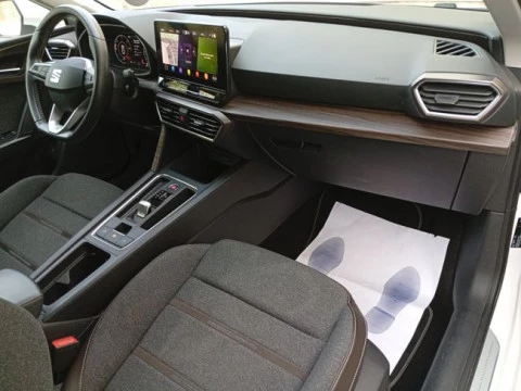 Seat Nuevo León SP 1.4 e-Hybrid DSG S&S Xcellence Go L
