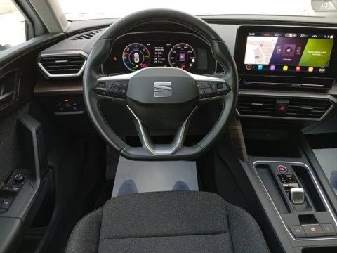 Seat Nuevo León SP 1.4 e-Hybrid DSG S&S Xcellence Go L