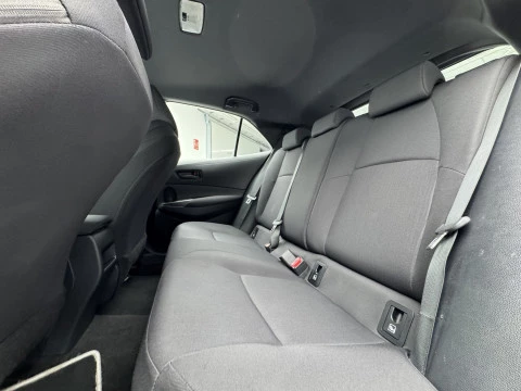 Toyota Corolla 1.8 125H BUSINESS E-CVT