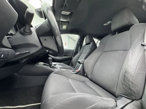 Toyota Corolla 1.8 125H BUSINESS E-CVT