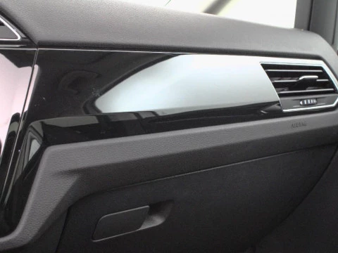 Volkswagen Touran R-LINE 2.0 TDI 150 CV DSG 7