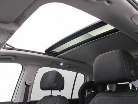 Volkswagen Touran R-LINE 2.0 TDI 150 CV DSG 7