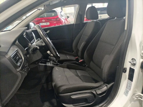 Kia Stonic 1.0 T-GDi 74kW (100CV) MHEV iMT Concept