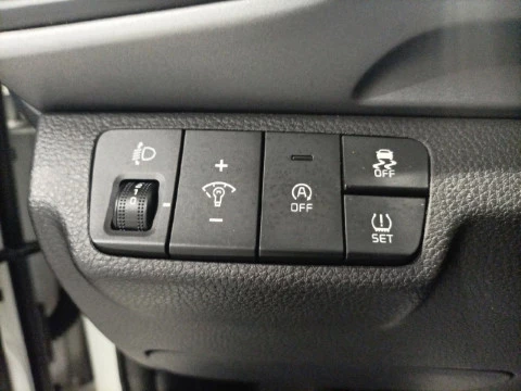 Kia Stonic 1.0 T-GDi 74kW (100CV) MHEV iMT Concept