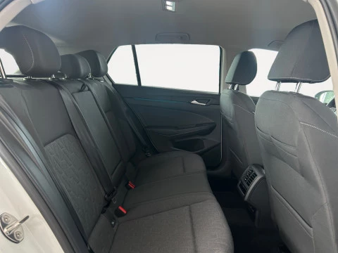 Volkswagen Golf Match 1.5 PHEV 110kW / 85kW DSG