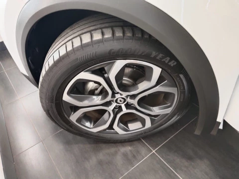 Renault Captur techno E-Tech híbrido 105 kW (145CV)