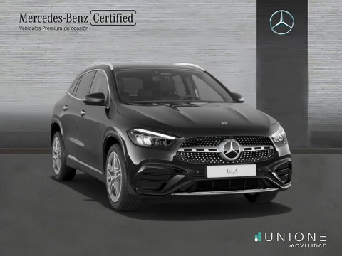 Mercedes-Benz GLA  200 d
