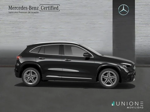 Mercedes-Benz GLA  200 d
