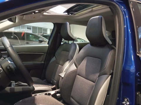 Renault Captur   TCe Zen + EDC 113kW