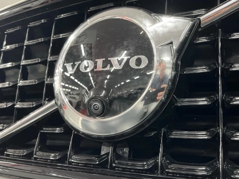 Volvo XC40 XC40 Plus, B3 Mild Hybrid, Gasolina, Dark