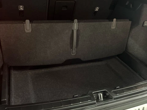 Volvo XC40 XC40 Plus, B3 Mild Hybrid, Gasolina, Dark