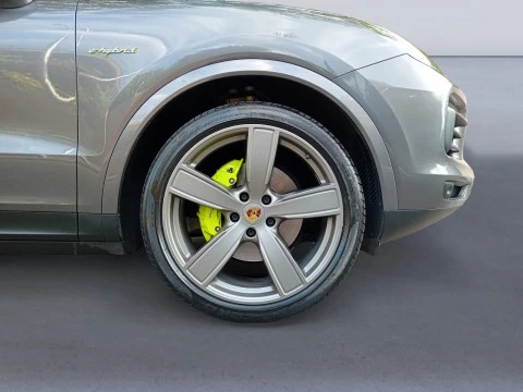 Porsche Cayenne E-Hybrid