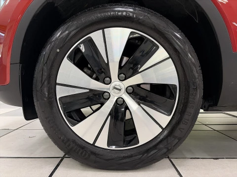 Volvo XC40 T2 Core Auto 95 kW (129 CV)