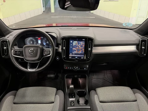 Volvo XC40 T2 Core Auto 95 kW (129 CV)