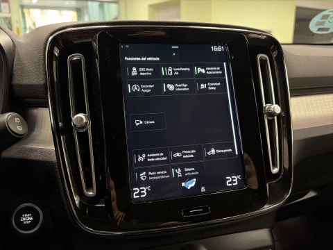 Volvo XC40 T2 Core Auto 95 kW (129 CV)