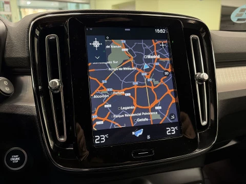 Volvo XC40 T2 Core Auto 95 kW (129 CV)