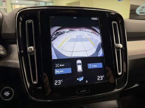 Volvo XC40 T2 Core Auto 95 kW (129 CV)