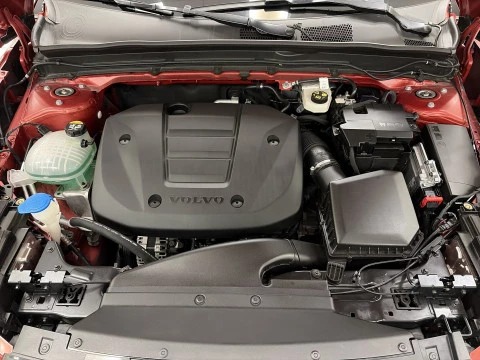 Volvo XC40 T2 Core Auto 95 kW (129 CV)