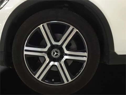 Mercedes-Benz GLC 220 d 4MATIC