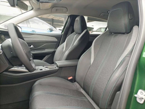 Peugeot 308 5P Allure PureTech 130 S&S MAN