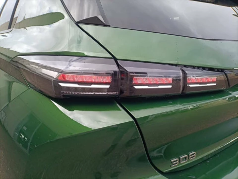 Peugeot 308 5P Allure PureTech 130 S&S MAN