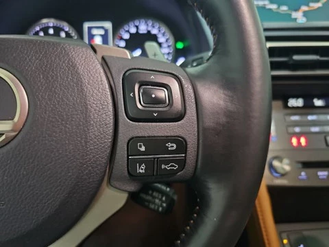 Lexus RC 2.5 300h Executive