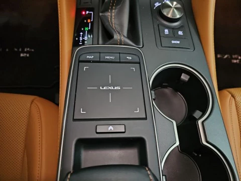 Lexus RC 2.5 300h Executive