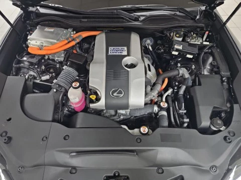 Lexus RC 2.5 300h Executive