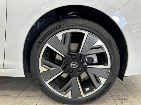 Opel Astra Electric 54kWh GS Auto