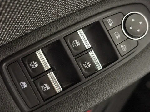 Renault Captur techno Eco-G 100cv (74 kW)