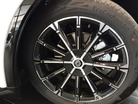 Renault R5 E-Tech  electrico  Iconic cinq autonomia confort 110 kW