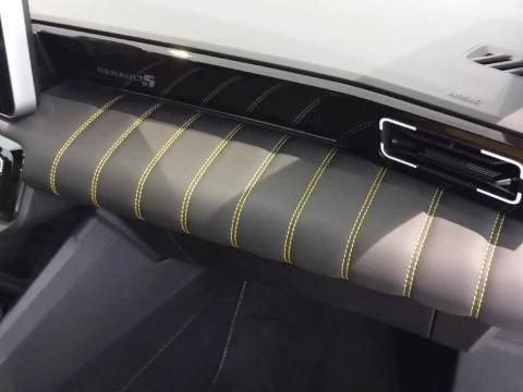 Renault R5 E-Tech  electrico  Iconic cinq autonomia confort 110 kW