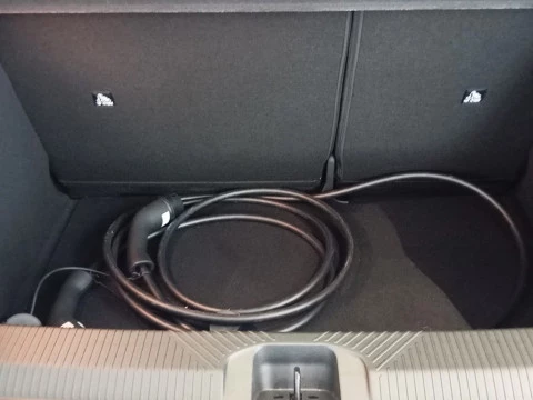 Renault R5 E-Tech  electrico  Iconic cinq autonomia confort 110 kW