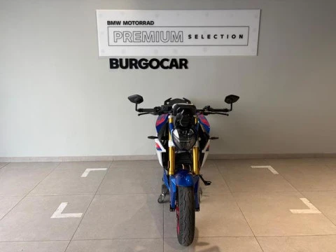 BMW Motorrad F 900 R Tourer / Luxury Tourer