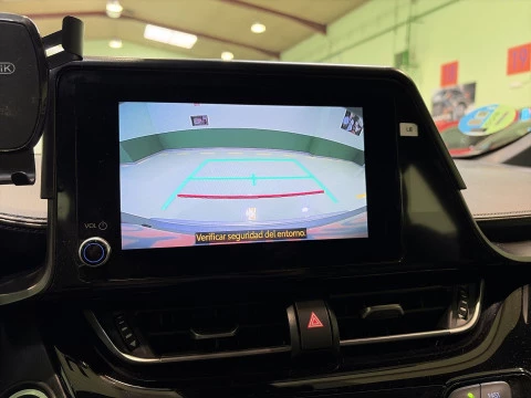 Toyota C-HR 180H Advance 135 kW (184 CV)