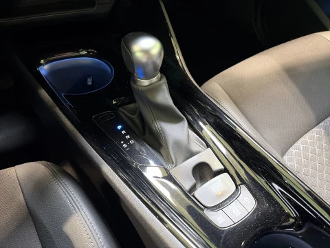 Toyota C-HR 180H Advance 135 kW (184 CV)