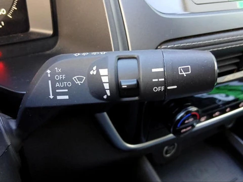 Nissan Qashqai DIG-T 140 mHEV N-Connecta 4x2 103 kW (140 CV)