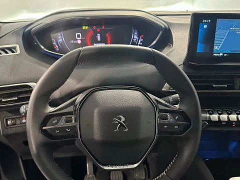 Peugeot 3008 1.2 PURETECH 96KW (130CV) S&S ALLURE