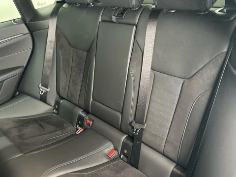 BMW i4 eDrive40 250 kW (340 CV)