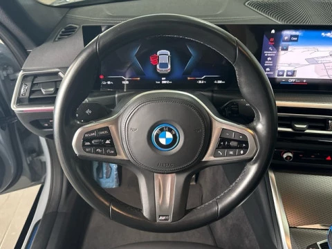 BMW i4 eDrive40 250 kW (340 CV)