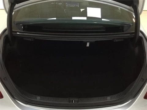 Mercedes-Benz Clase E 200 (ECO)