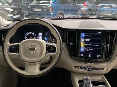 Volvo XC60 2.0 D B4 INSCRIPTION AUTO 4WD 5P