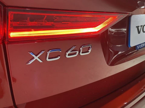 Volvo XC60 2.0 D B4 INSCRIPTION AUTO 4WD 5P