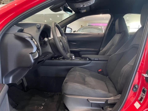 Lexus UX 2.0 300h UX Plus